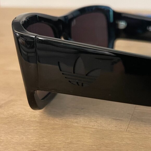 Adidas OR0090 Black Sunglasses, Polarized Smoke Lens, Unisex, Bag/Case included - Picture 8 of 14